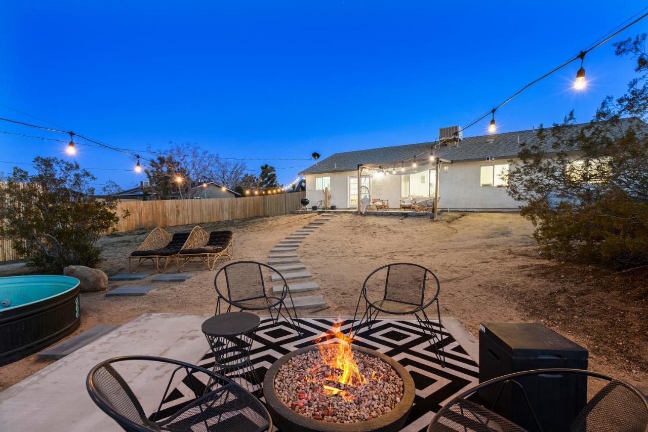 Holiday home Dreamy Backyard Oasis, Zen Garden,10 Mins To Jtnp Joshua Tree